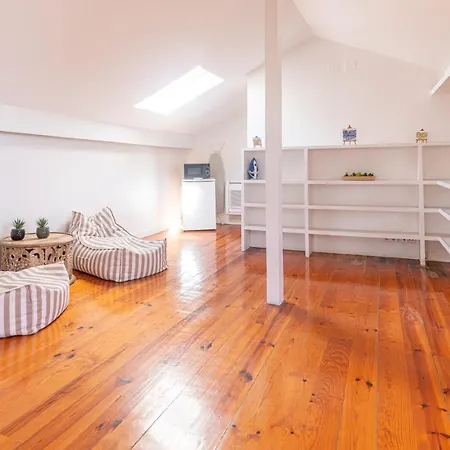 Downtown Seaview Apartament