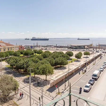 Downtown Seaview Апартаменты