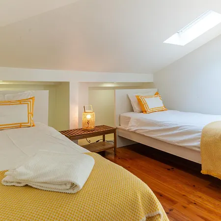 Downtown Seaview Apartment Lisbon