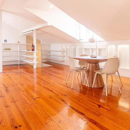 Downtown Seaview Lisbon