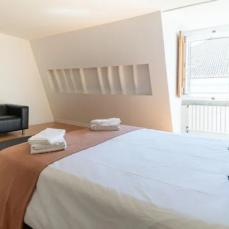 Downtown Seaview Apartment